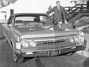 Imperial Crown Hardtop 4-Door 1967 года